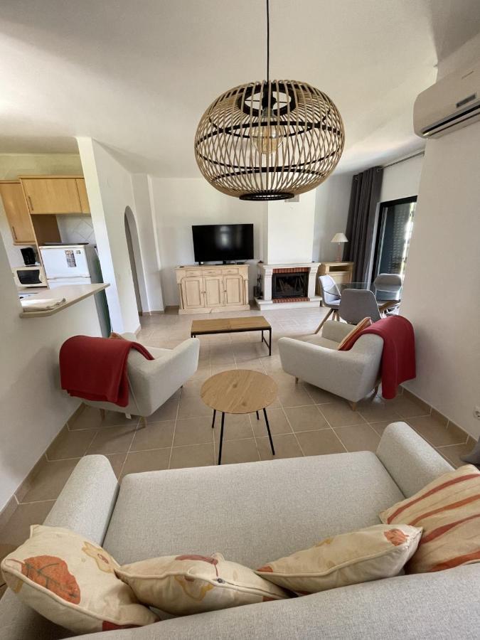Apartamentos Santa Teresinha Алвор Екстериор снимка