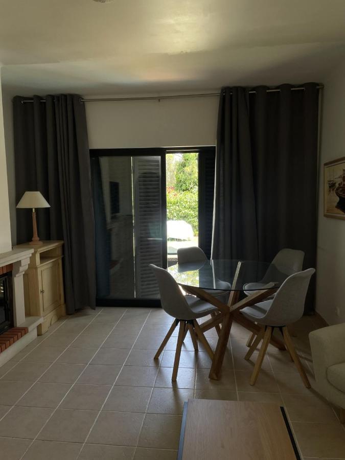 Apartamentos Santa Teresinha Алвор Екстериор снимка